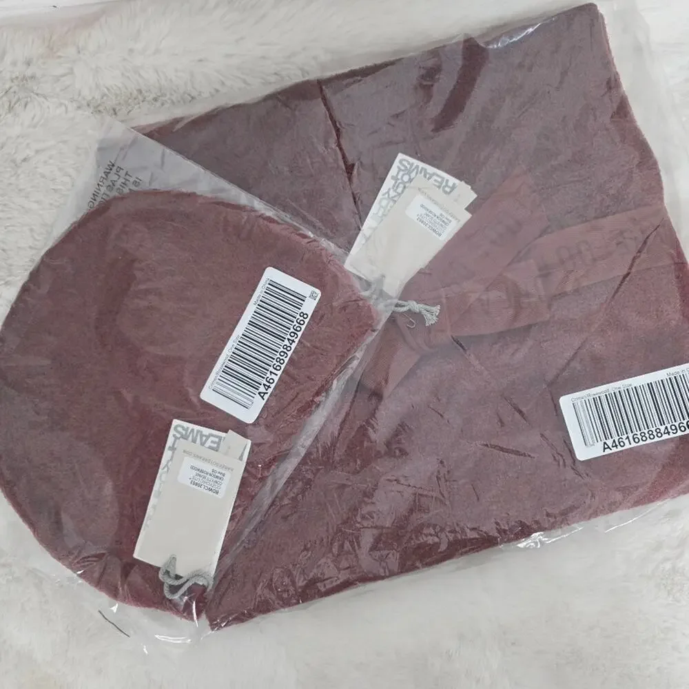 Barefoot Dreams nwt barefoot